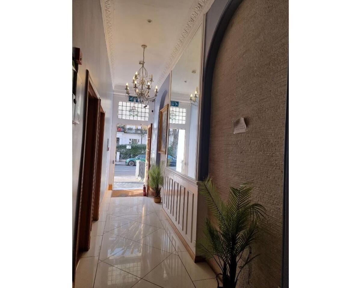 F301-Awesome 3Rd Flr Studio Fits 1 Near Hyde Park 런던 외부 사진